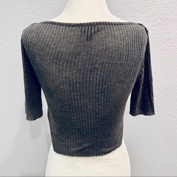 MOVING SALE! Gray Ribbed Topshop Crop Top - Picture 7 of 8